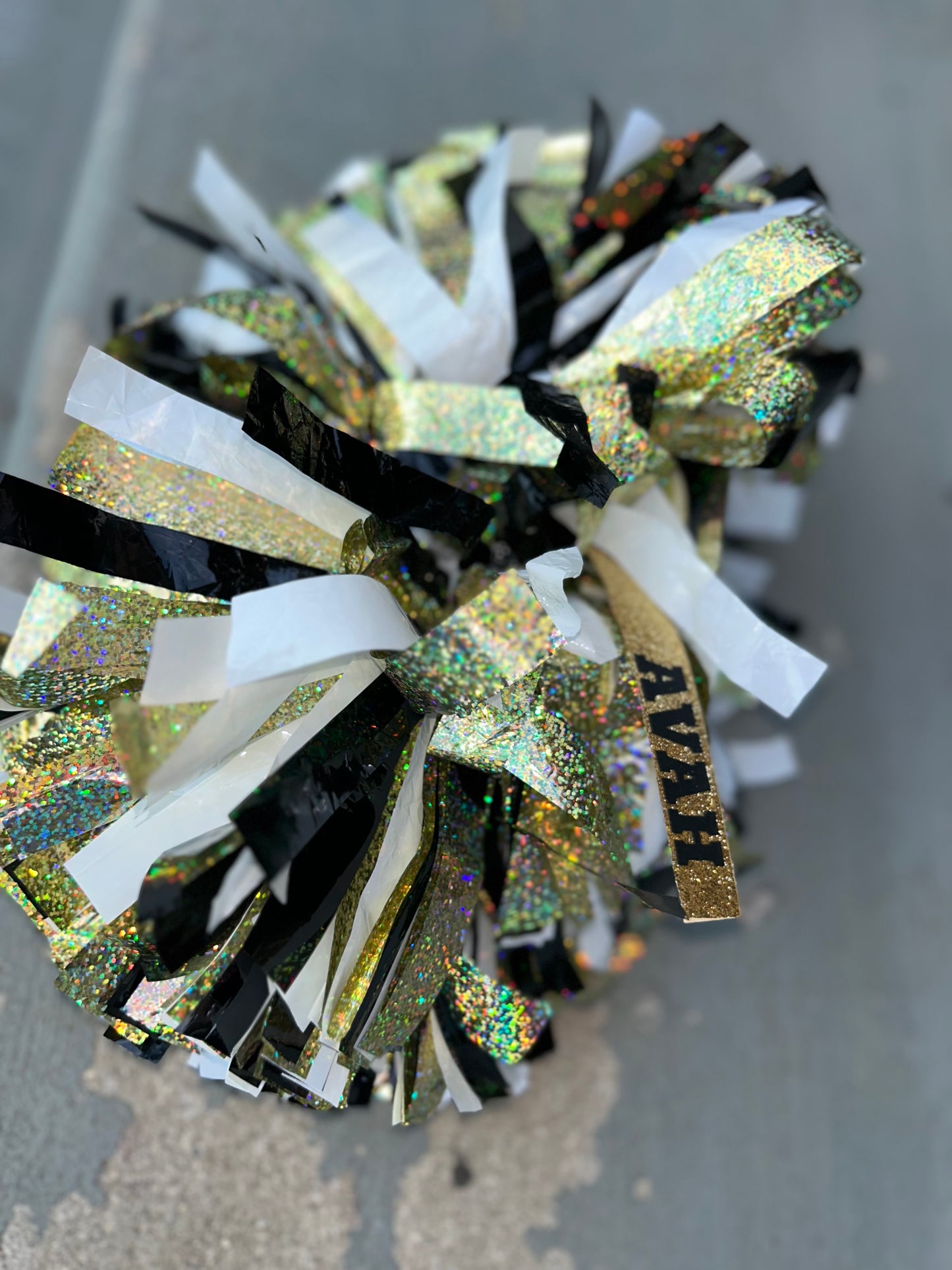 Pom Pom tags