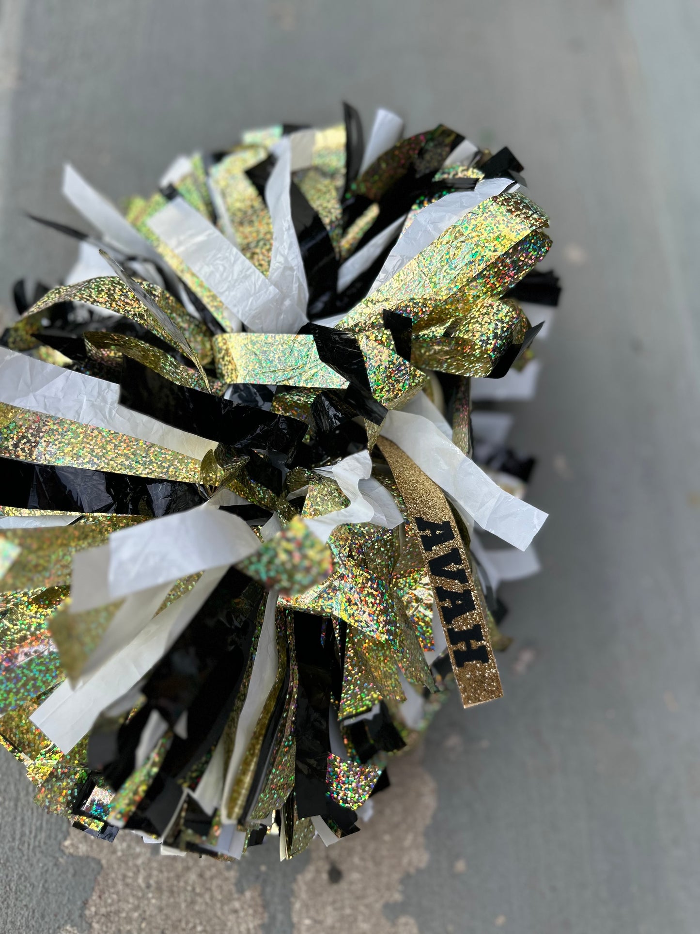 Pom Pom tags